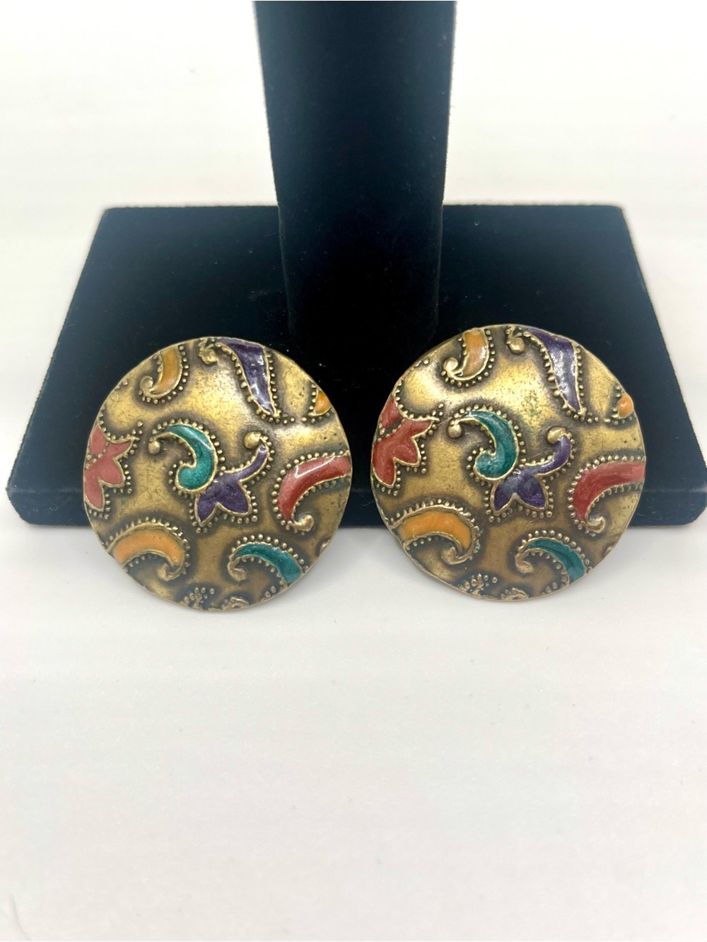 Vintage abstract paisley enamel earrings gold tone round 80’s statement earrings
